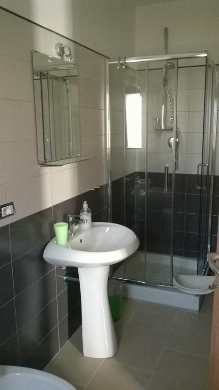 Torpè B&B Il Mirto Di Paola חדר תמונה