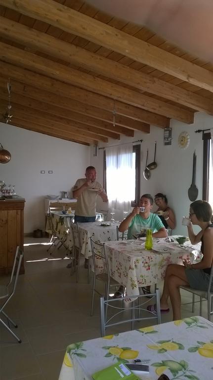Torpè B&B Il Mirto Di Paola מראה חיצוני תמונה