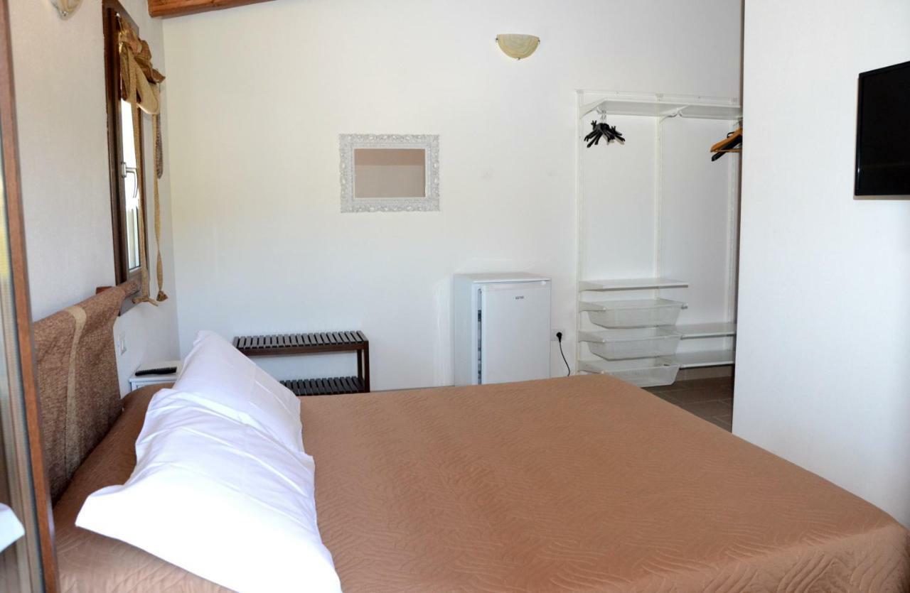 Torpè B&B Il Mirto Di Paola מראה חיצוני תמונה