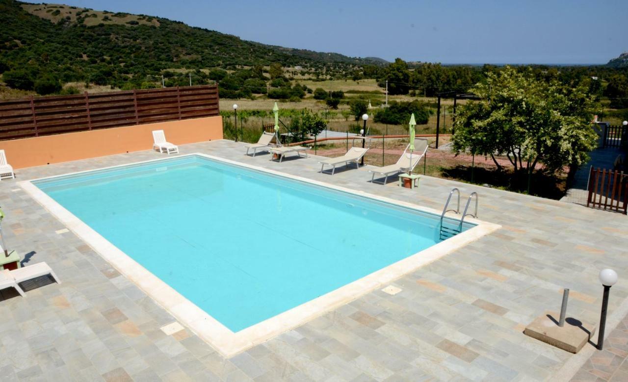 Torpè B&B Il Mirto Di Paola מראה חיצוני תמונה